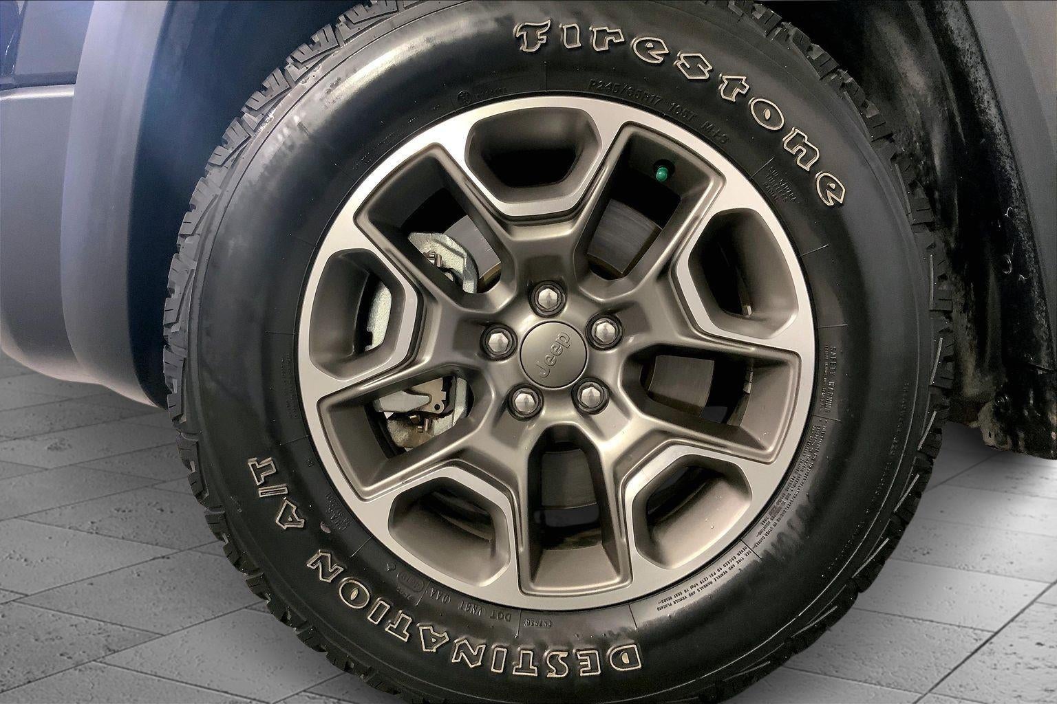 2020 Jeep Cherokee Trailhawk