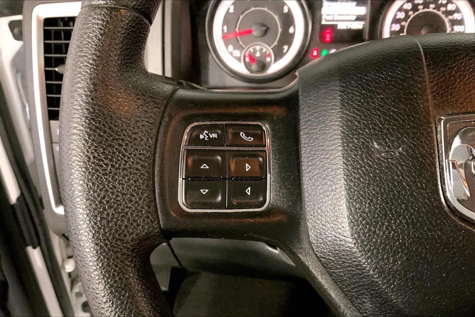 2016 RAM 1500 SLT