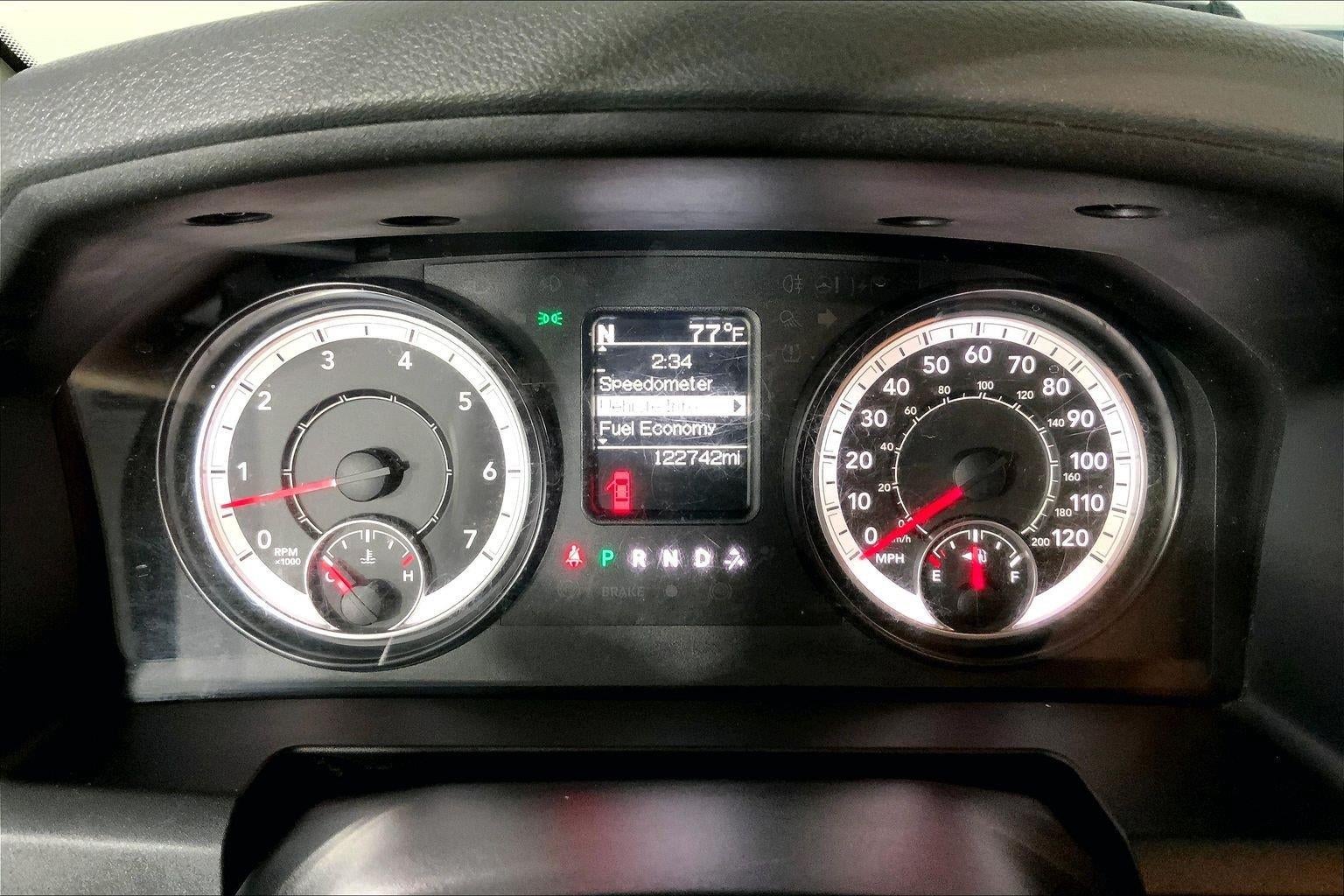 2016 RAM 1500 SLT