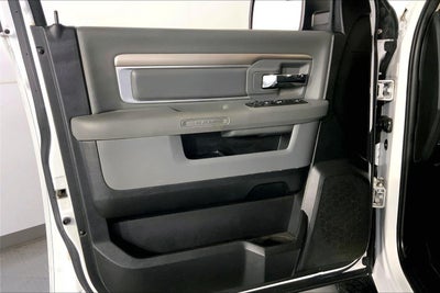 2016 RAM 1500 SLT