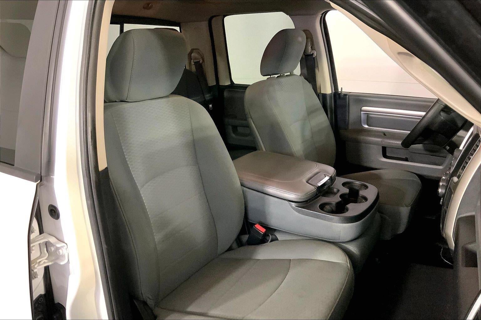 2016 RAM 1500 SLT