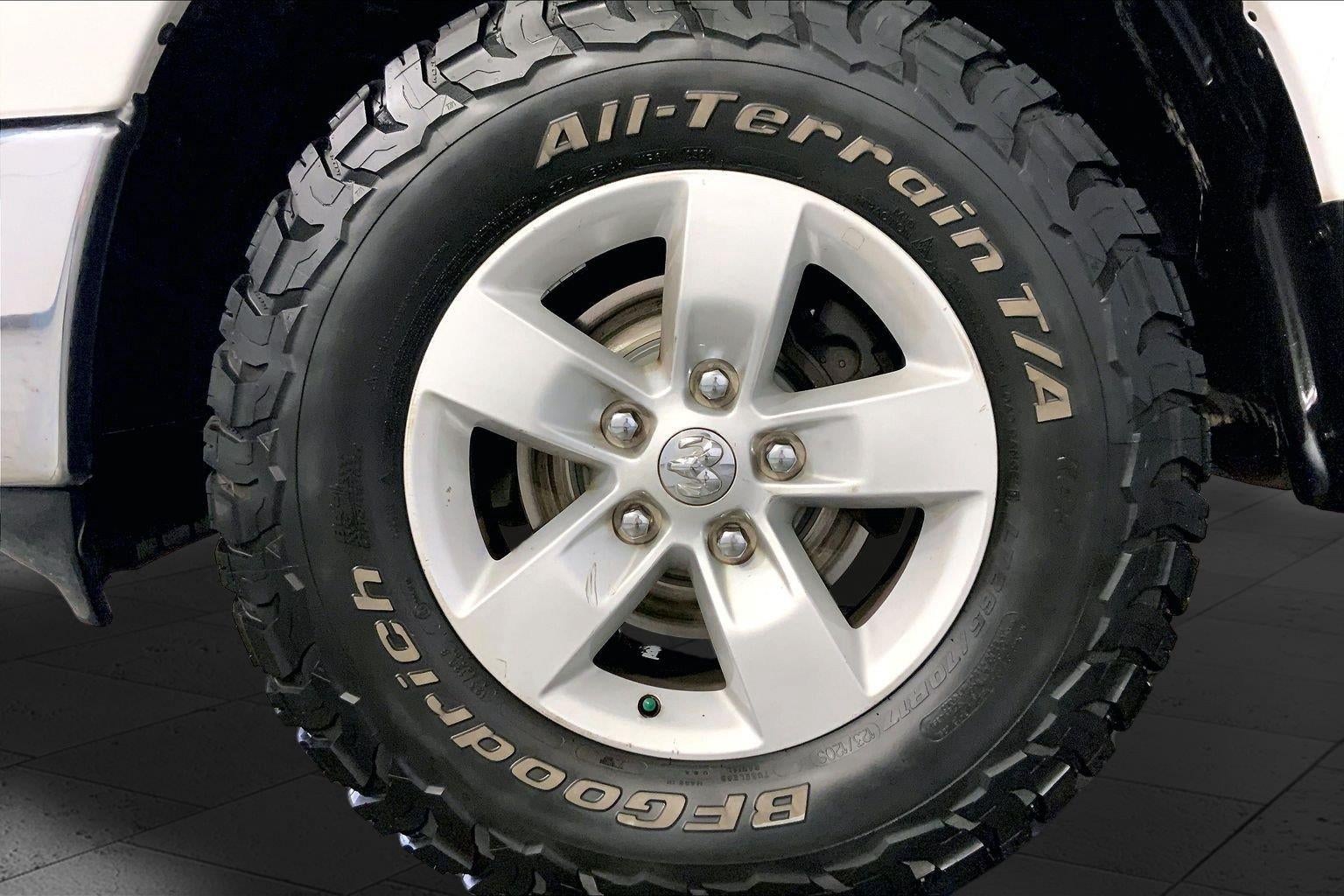 2016 RAM 1500 SLT