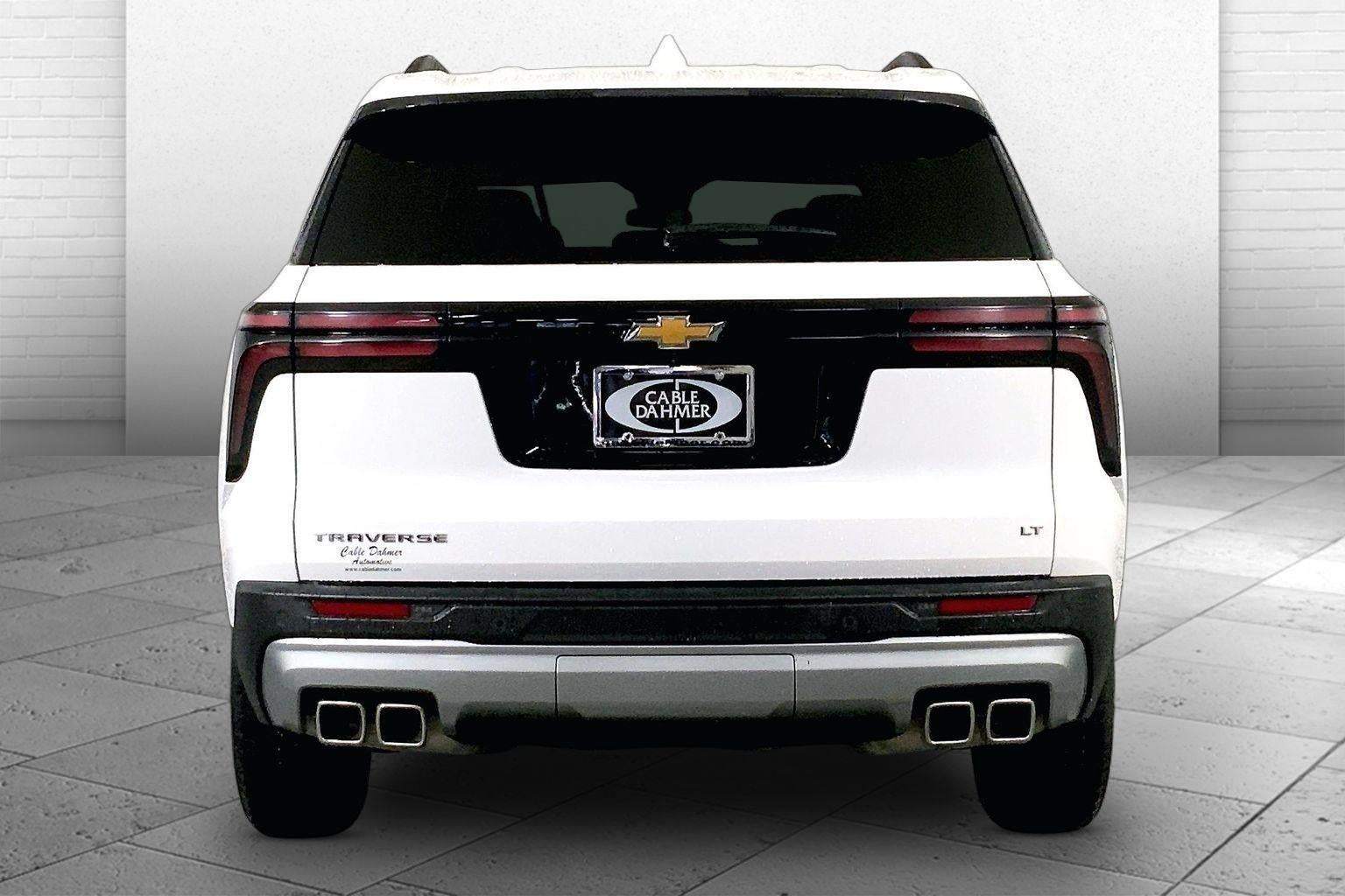 2024 CHEVROLET TRUCK TRAVERSE FWD LT