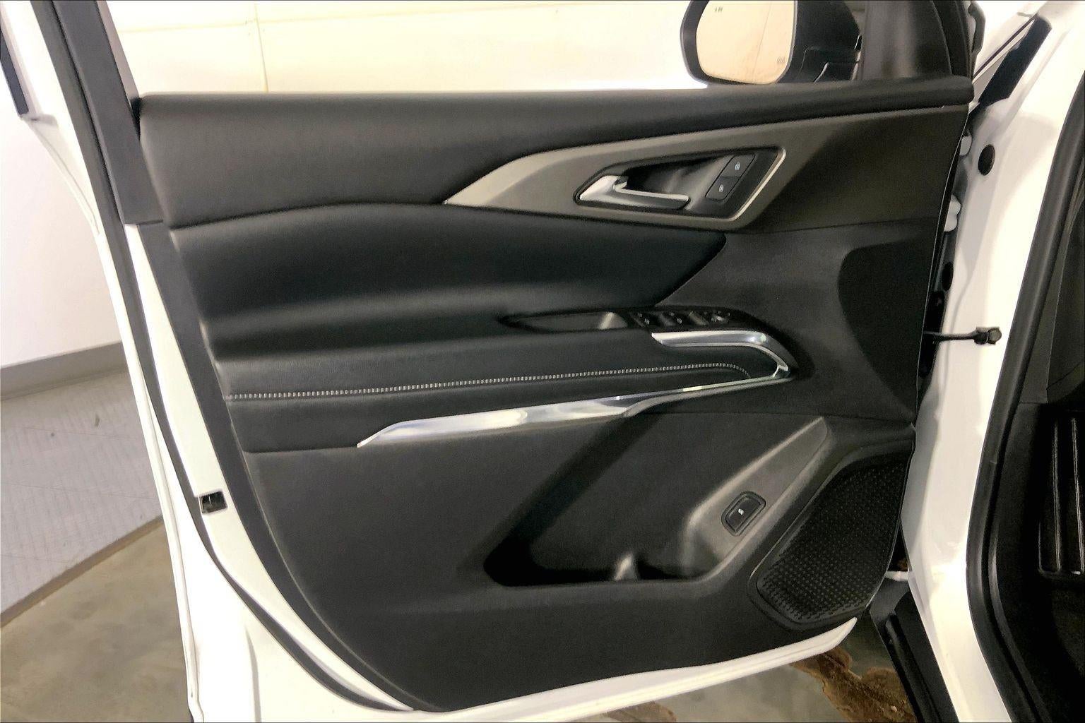 2024 Chevrolet Traverse AWD LT