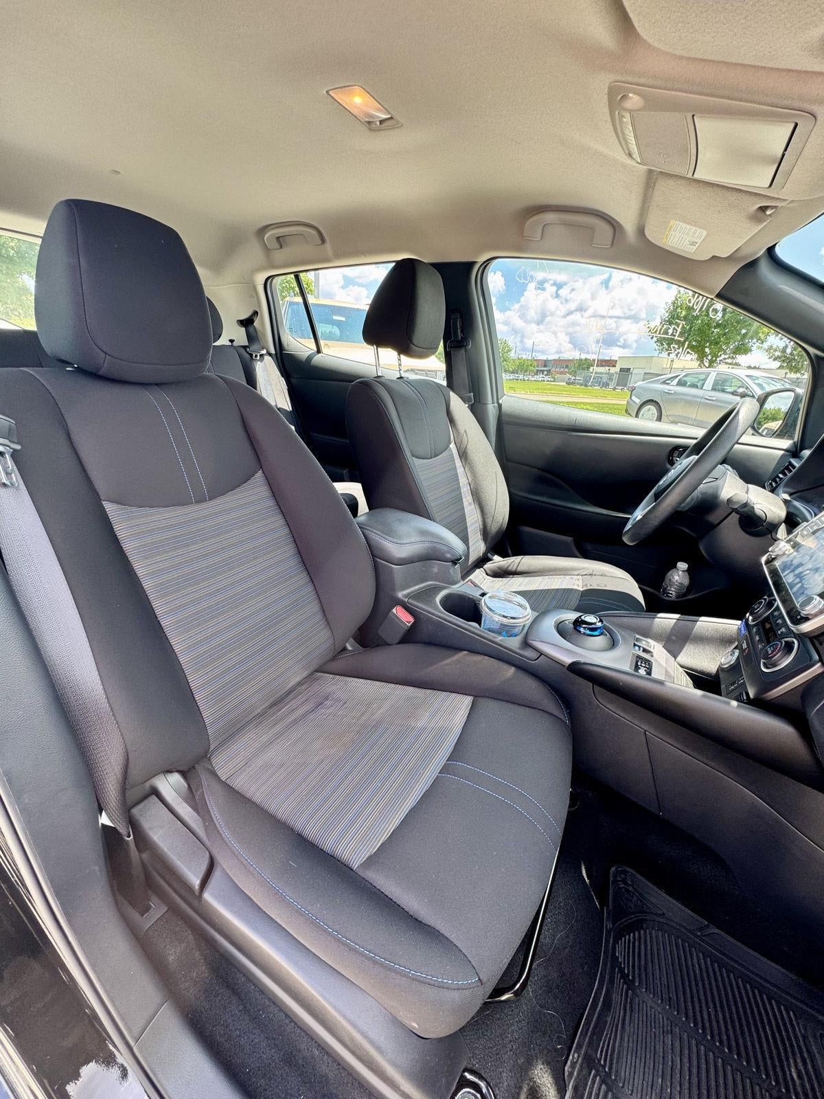 2023 Nissan LEAF S