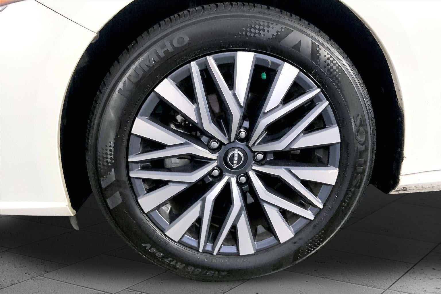 2025 Nissan Altima SV