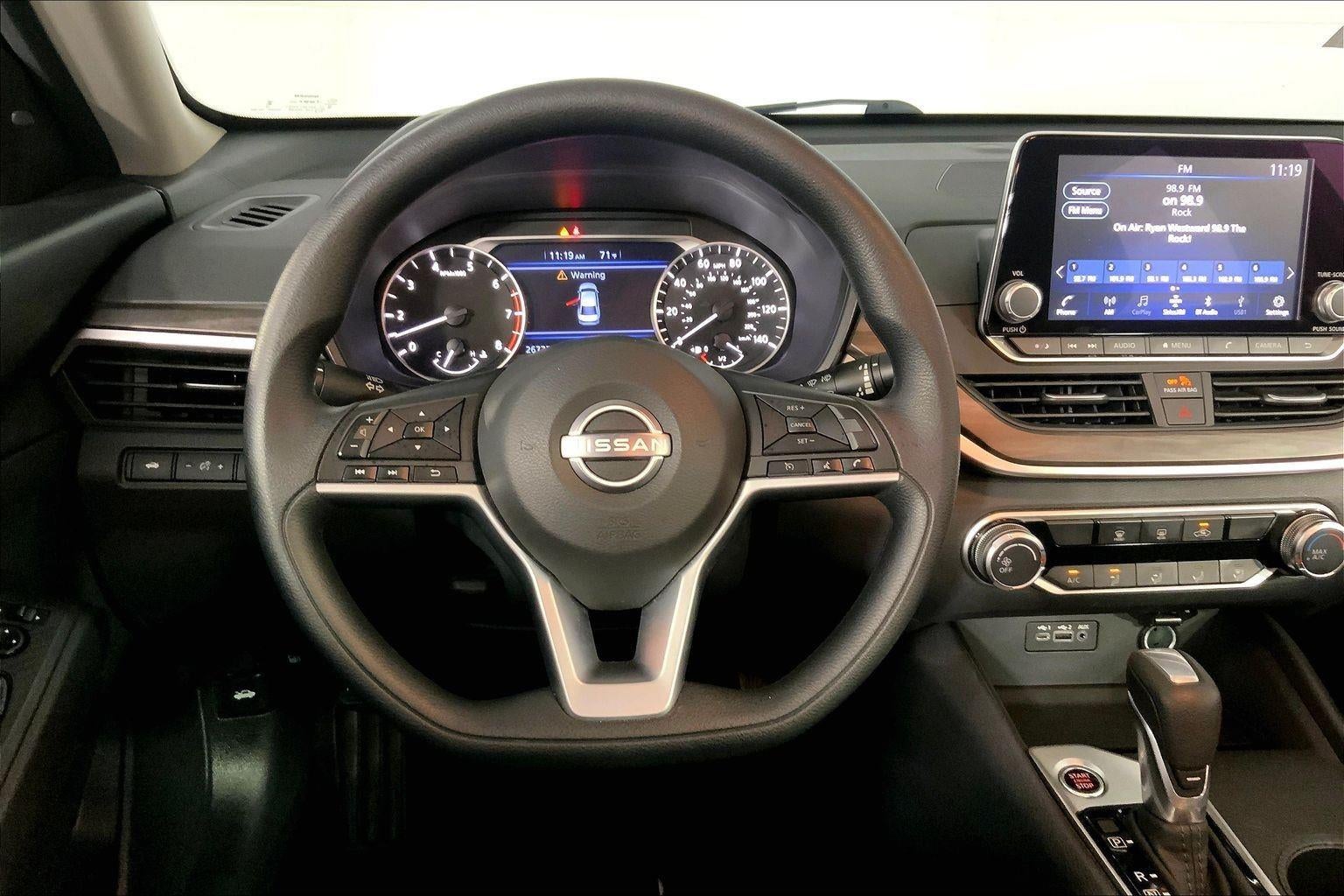 2025 Nissan Altima SV