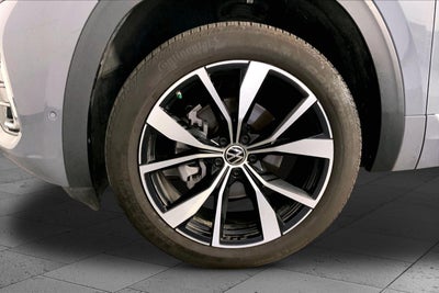 2024 Volkswagen Atlas Cross Sport 2.0T SEL Premium R-Line