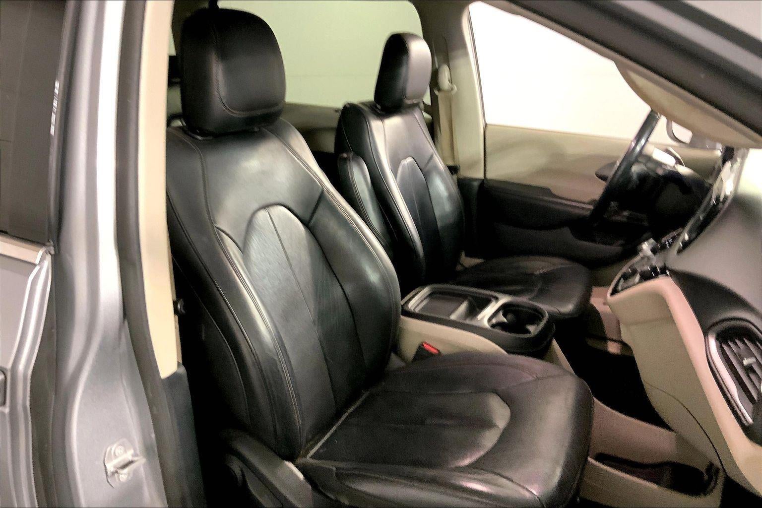 2020 Chrysler Pacifica Touring L