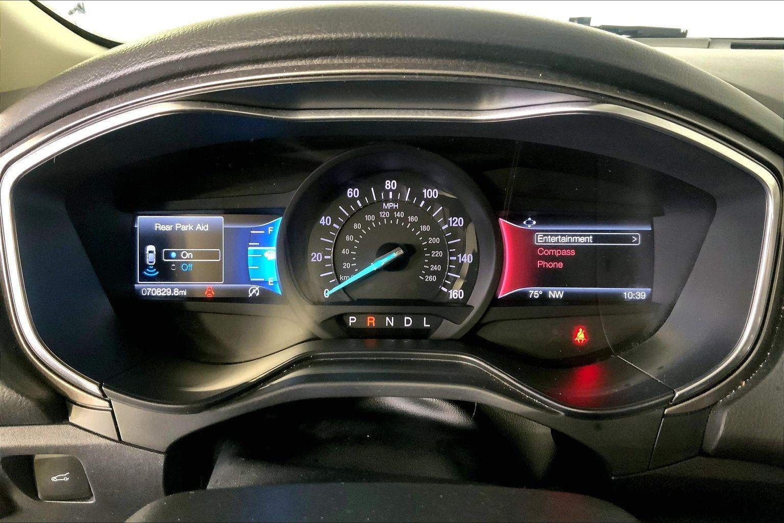 2020 Ford Fusion SE