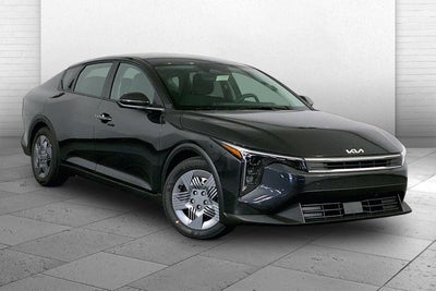 2026 Kia K4 LX