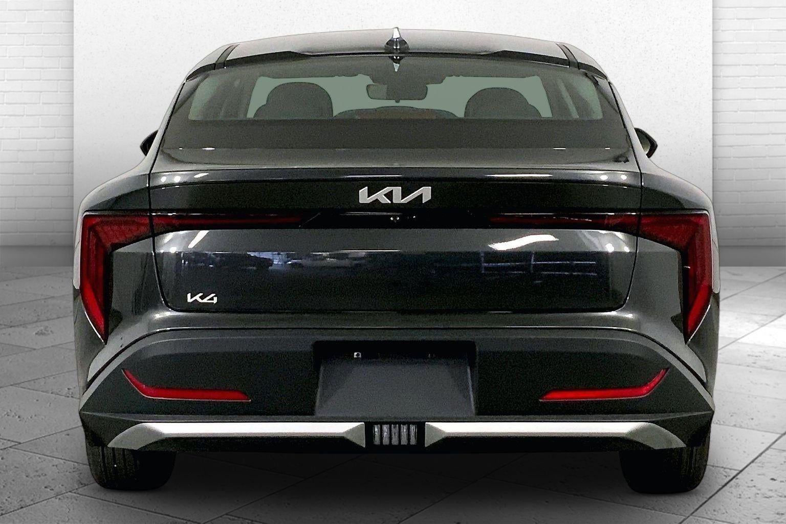 2026 Kia K4 LX