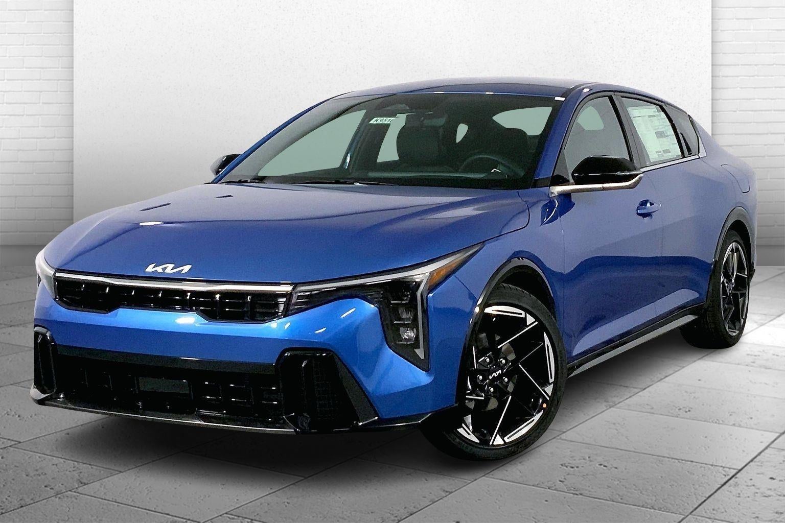 2025 Kia K4 GT-Line