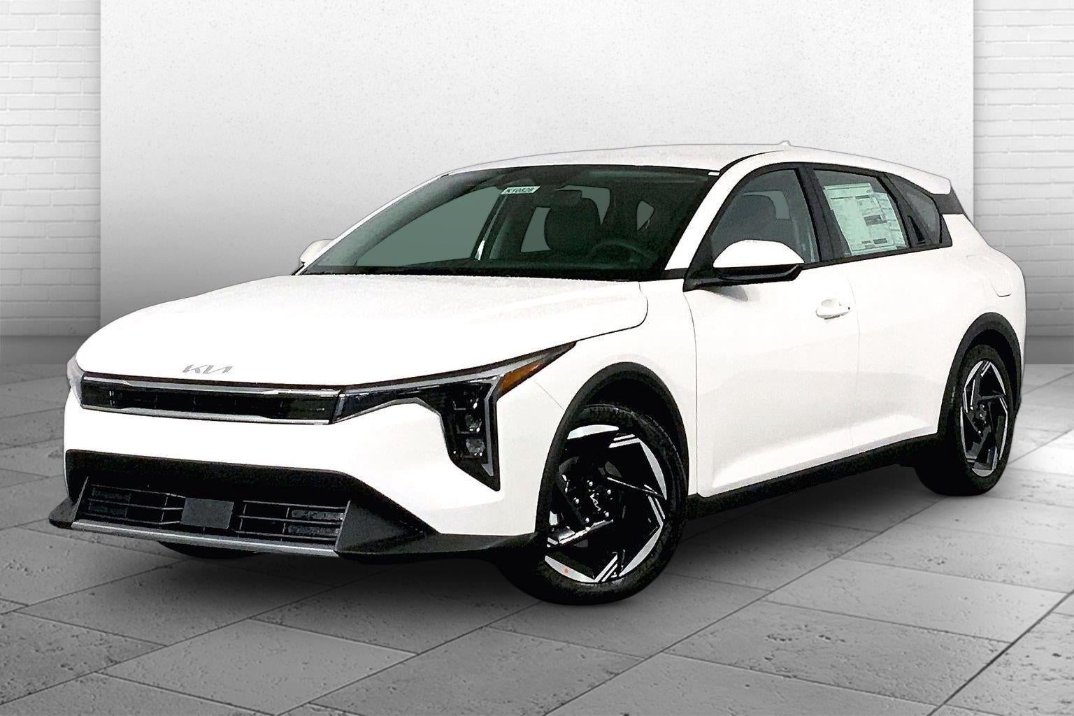 2026 Kia K4 Hatchback EX