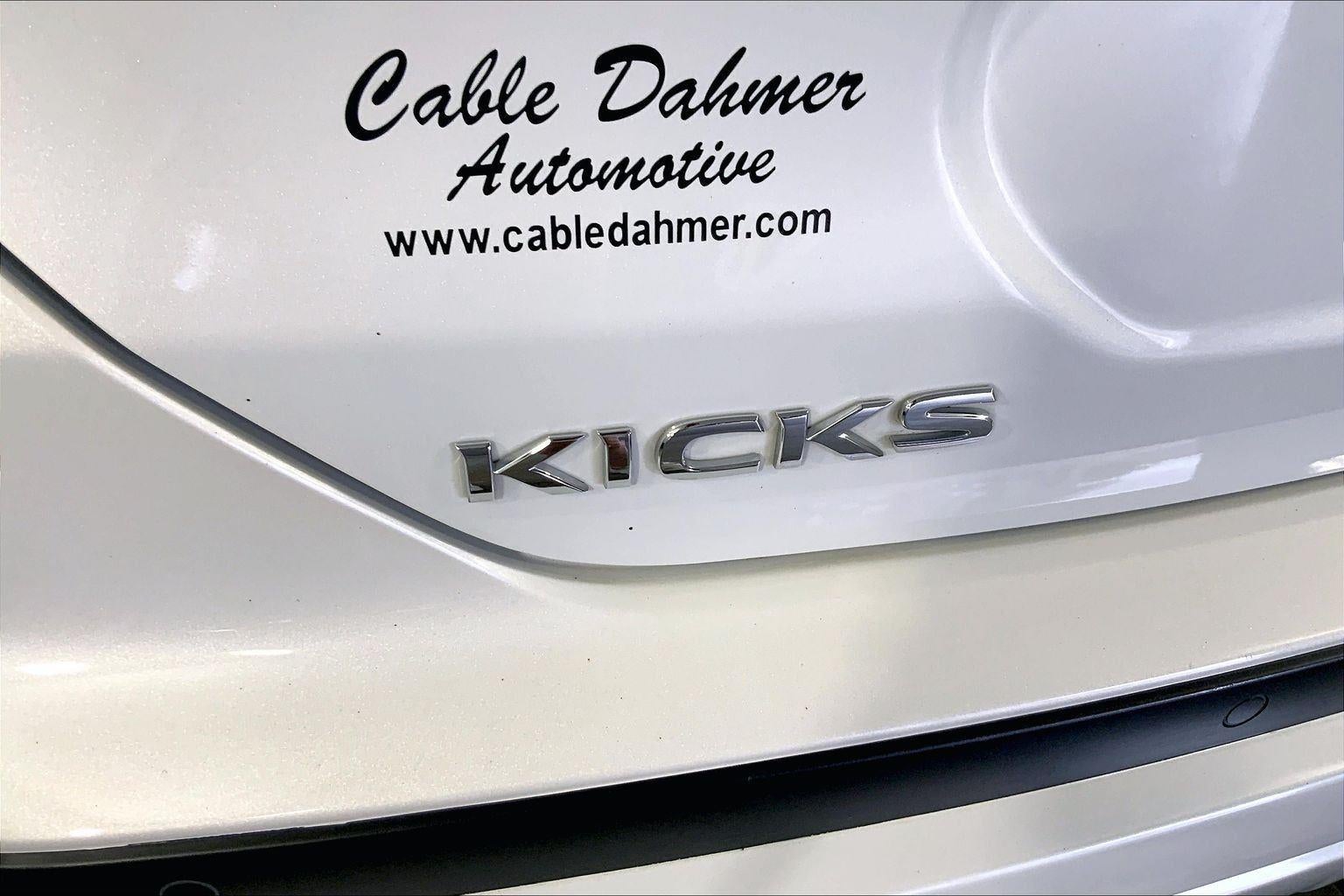2022 Nissan Kicks SV
