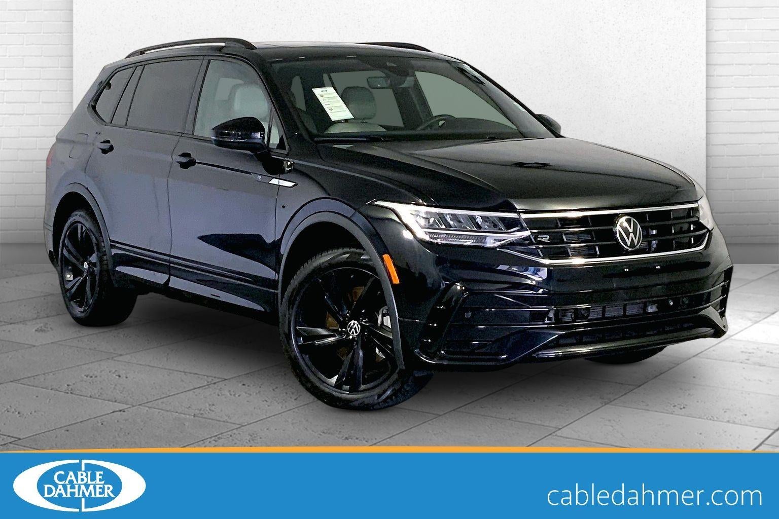 2024 Volkswagen Tiguan SE R-Line Black
