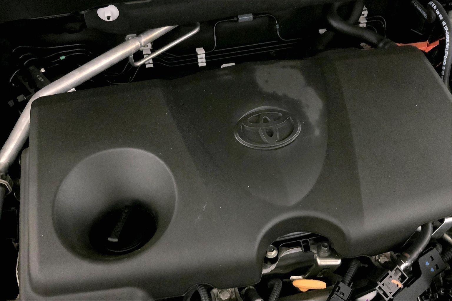 2025 Toyota RAV4 Hybrid LE