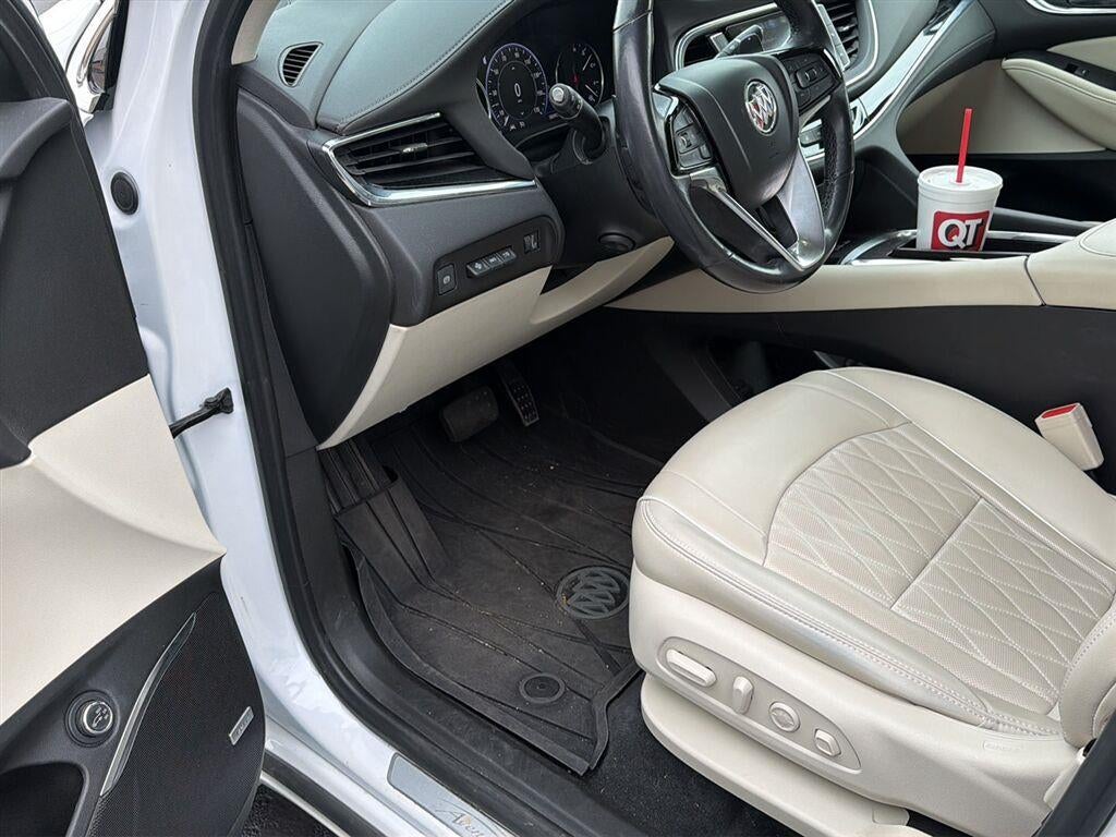 2022 Buick Enclave Avenir