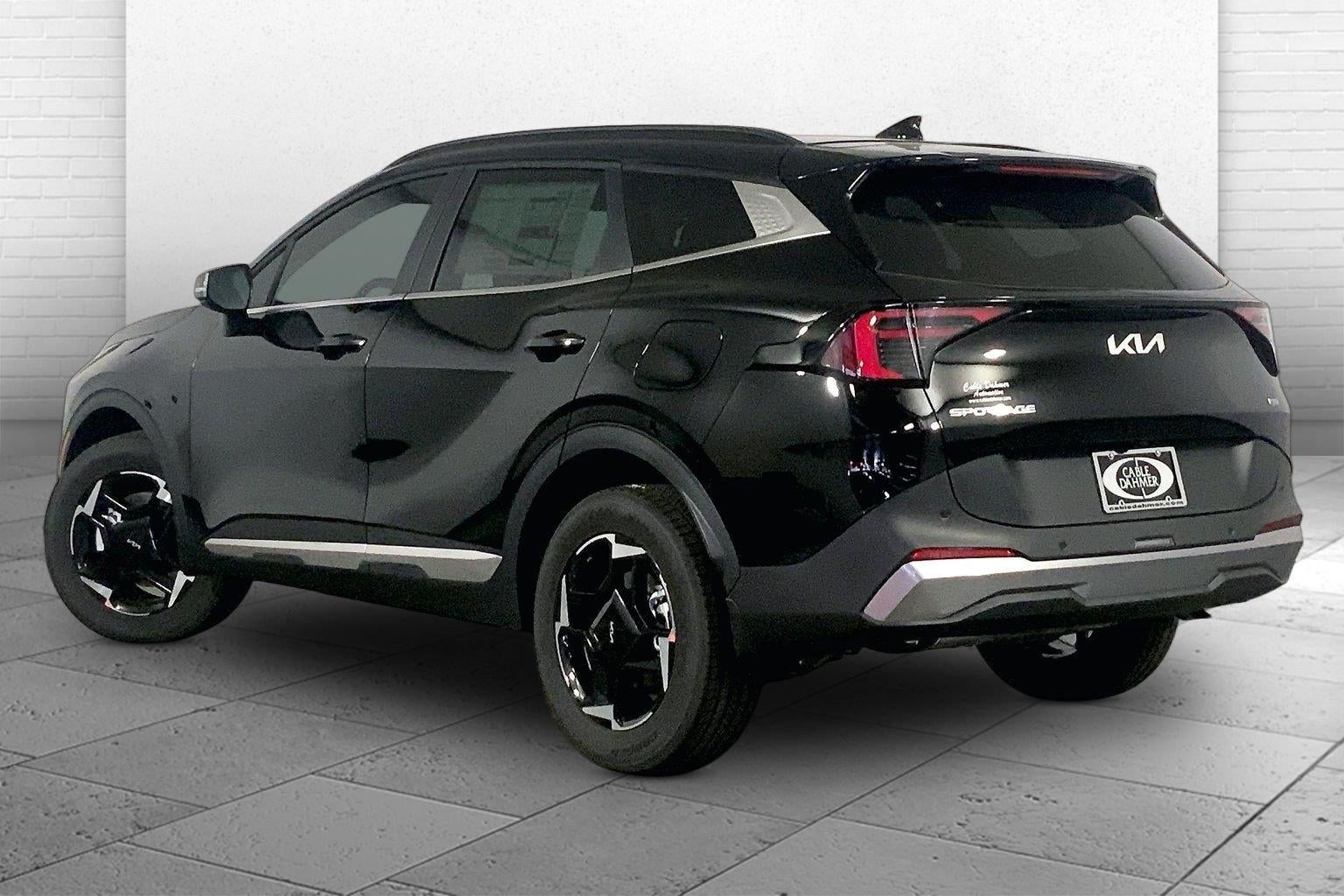 2027 Kia Sportage EX