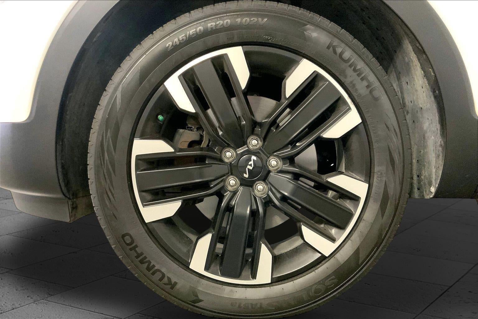 2023 Kia Telluride SX