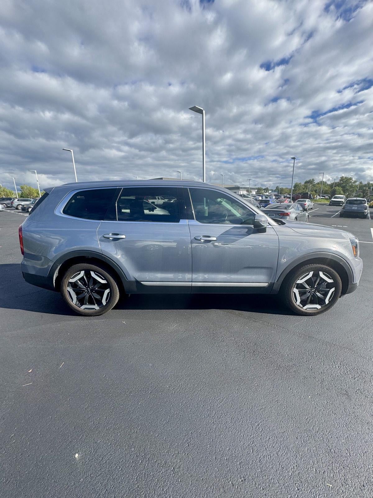 2023 Kia Telluride S