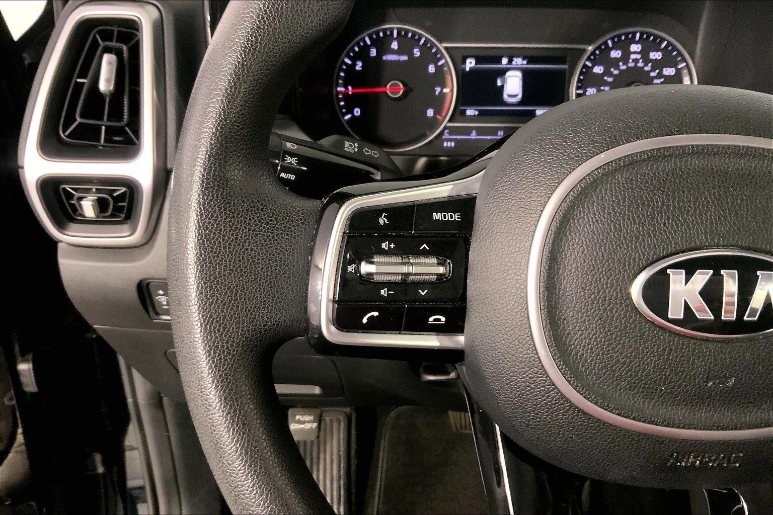 2021 Kia Sorento LX