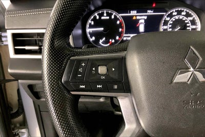 2024 Mitsubishi Outlander SE Black Edition