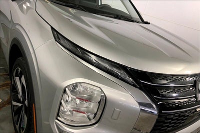 2022 Mitsubishi OUTLANDER ES