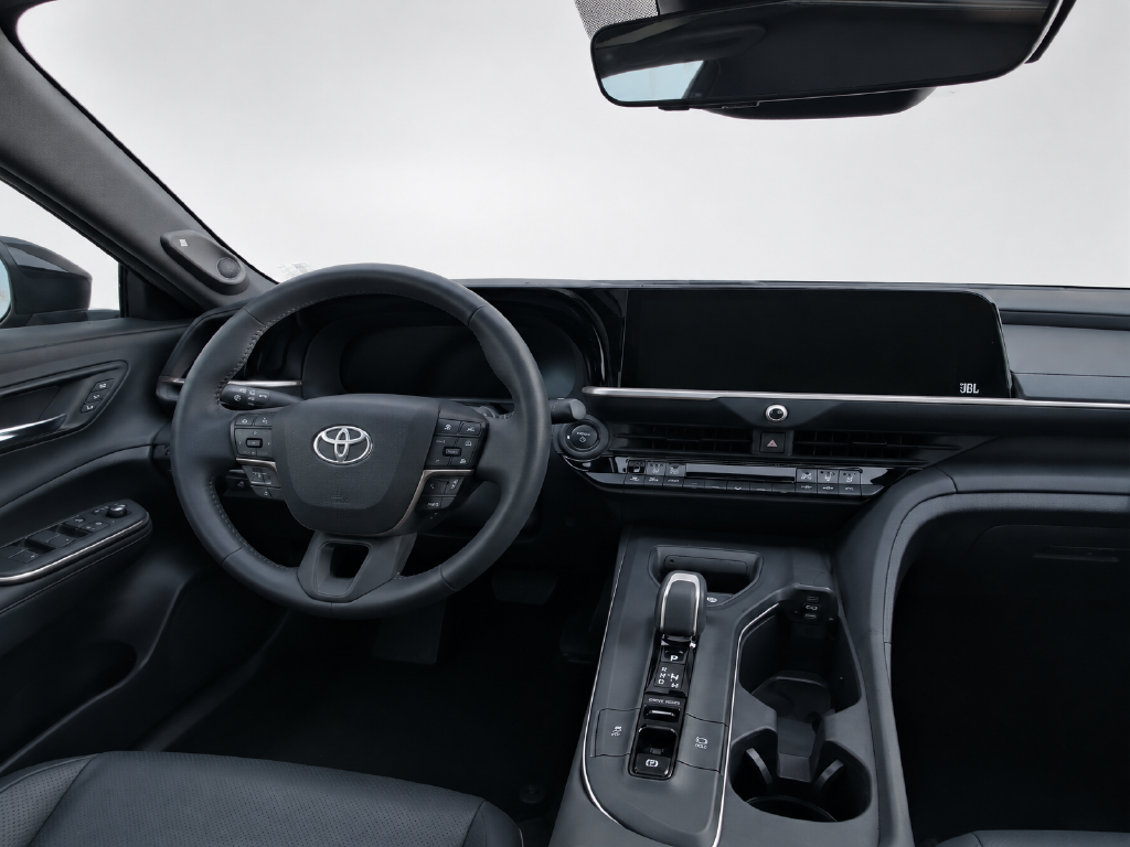2023 Toyota Crown Platinum