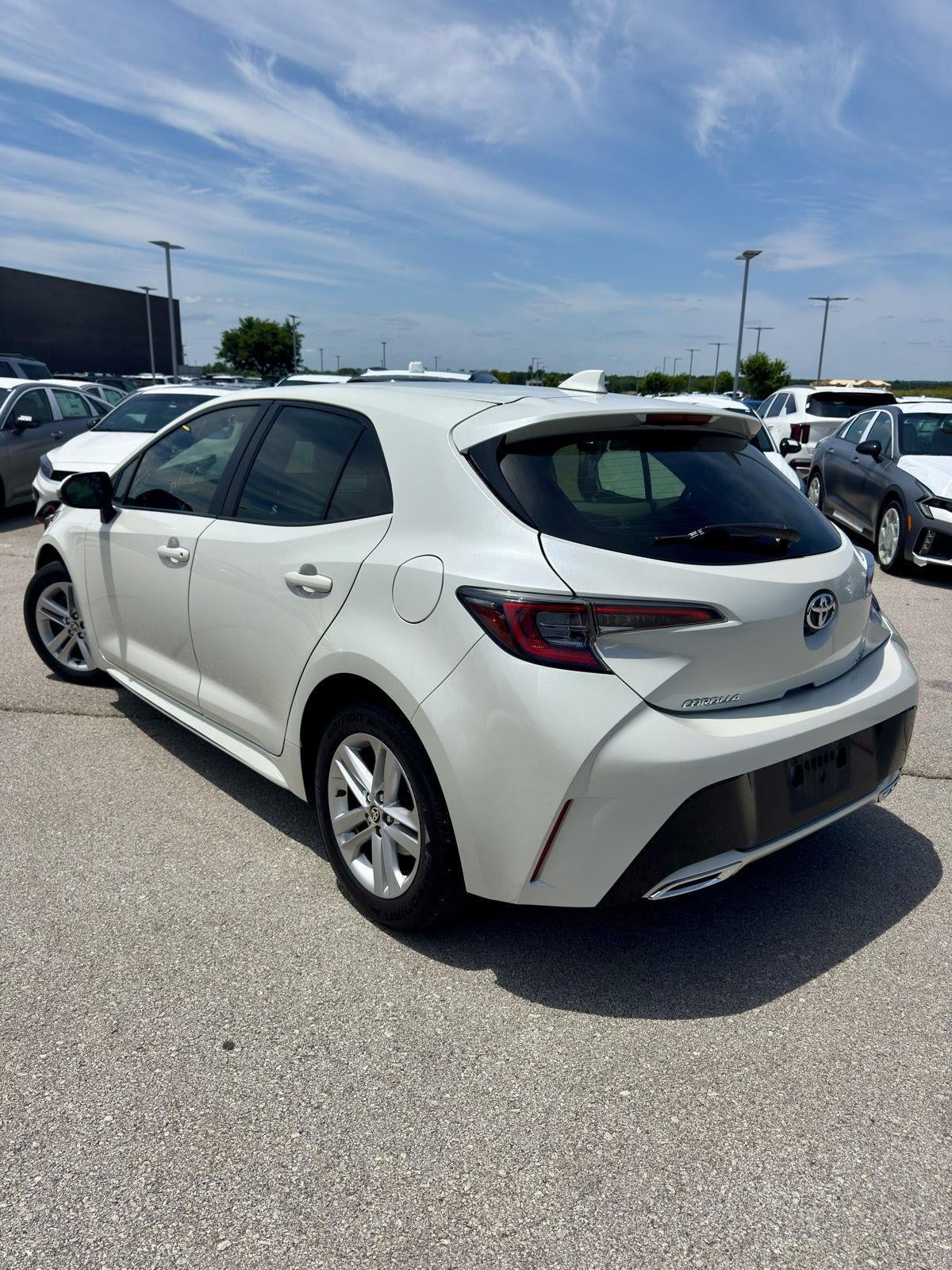 2020 Toyota COROLLA HATCHBA SE