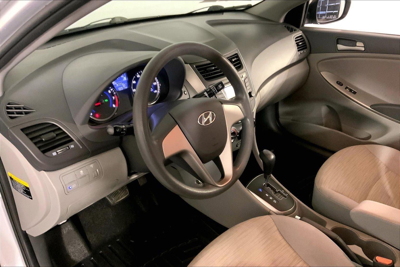 2017 Hyundai Accent SE