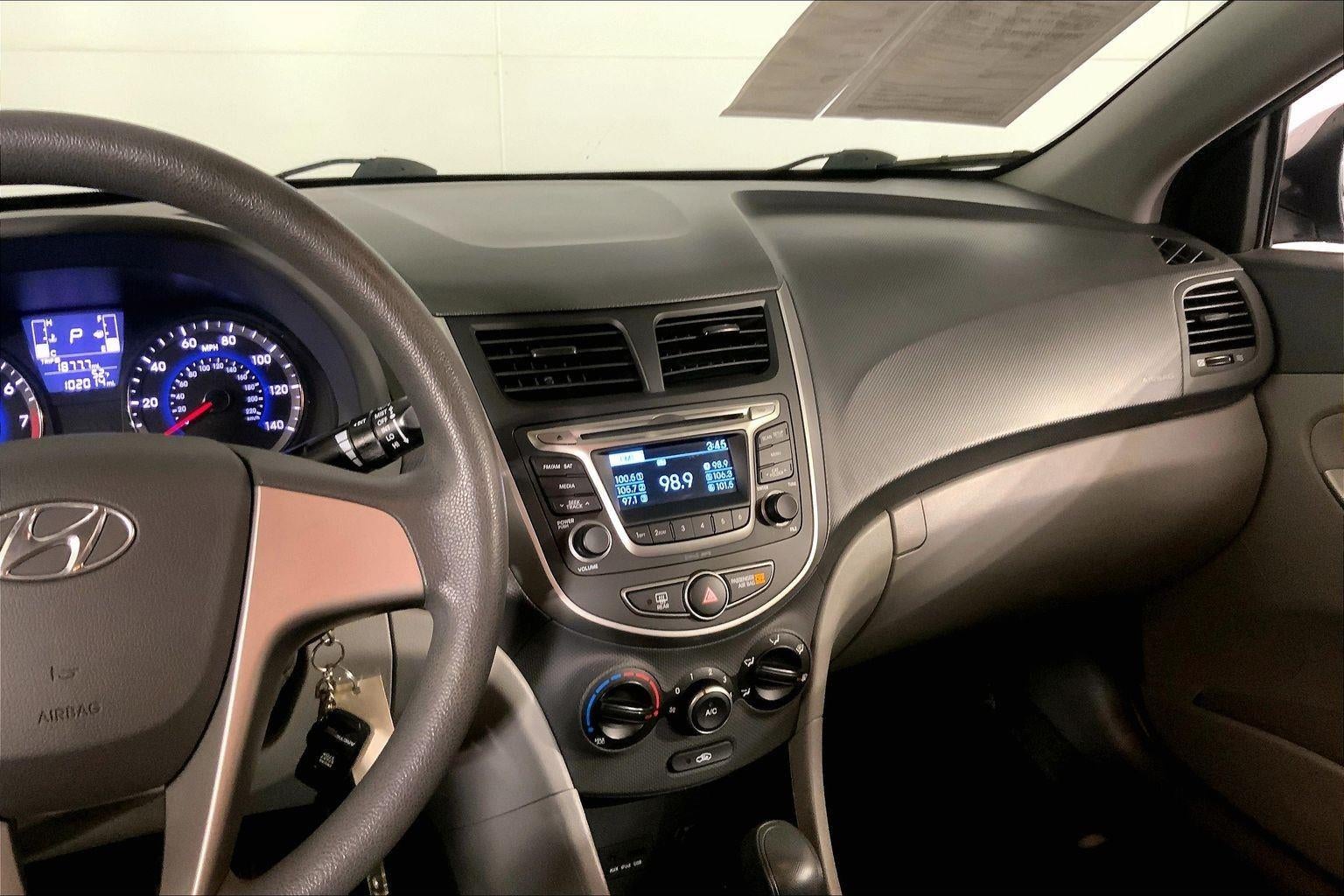 2017 Hyundai Accent SE