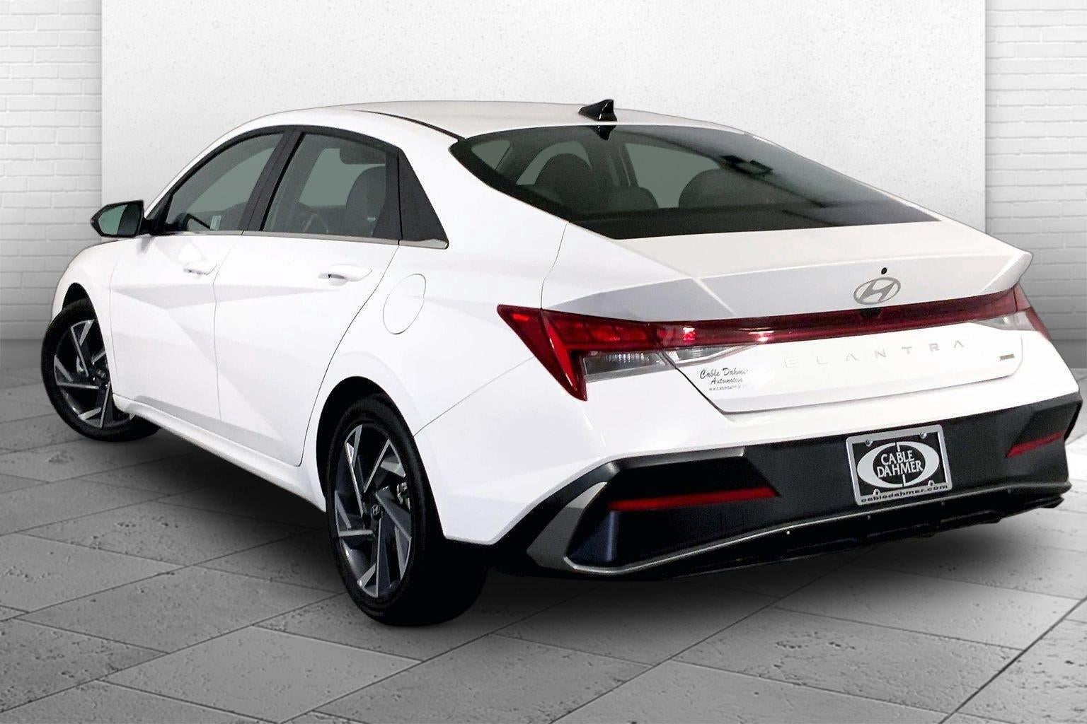 2025 Hyundai Elantra Hybrid Limited