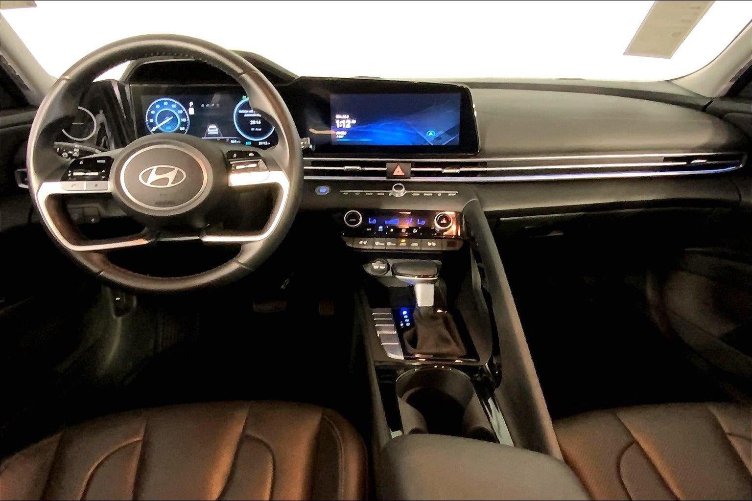 2025 Hyundai Elantra Hybrid Limited