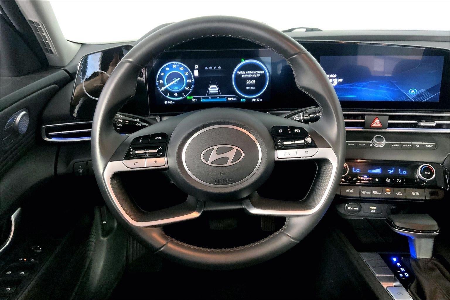 2025 Hyundai Elantra Hybrid Limited