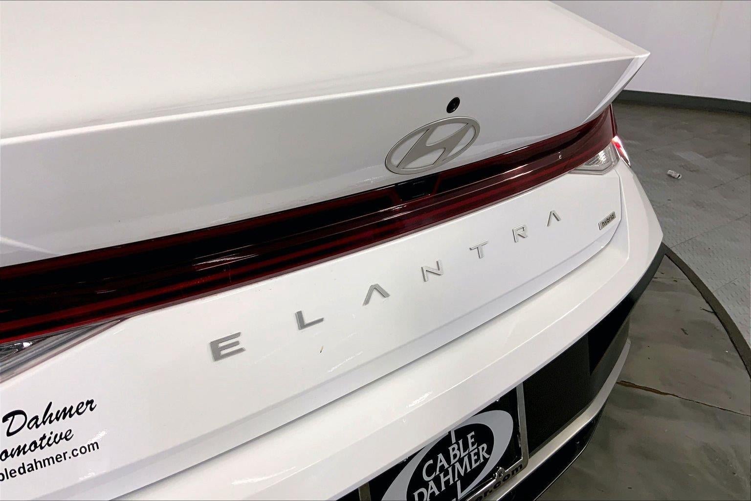 2025 Hyundai Elantra Hybrid Limited