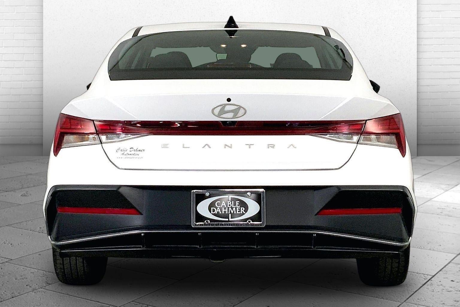 2025 Hyundai Elantra SEL Convenience