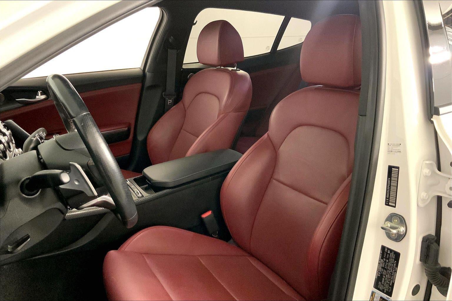 2023 Kia Stinger GT-Line