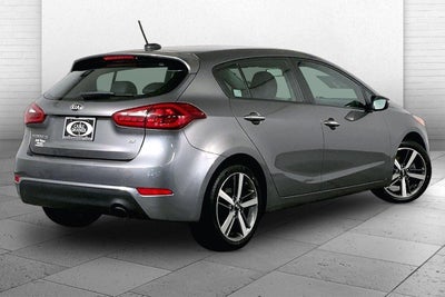 2017 Kia Forte5 EX