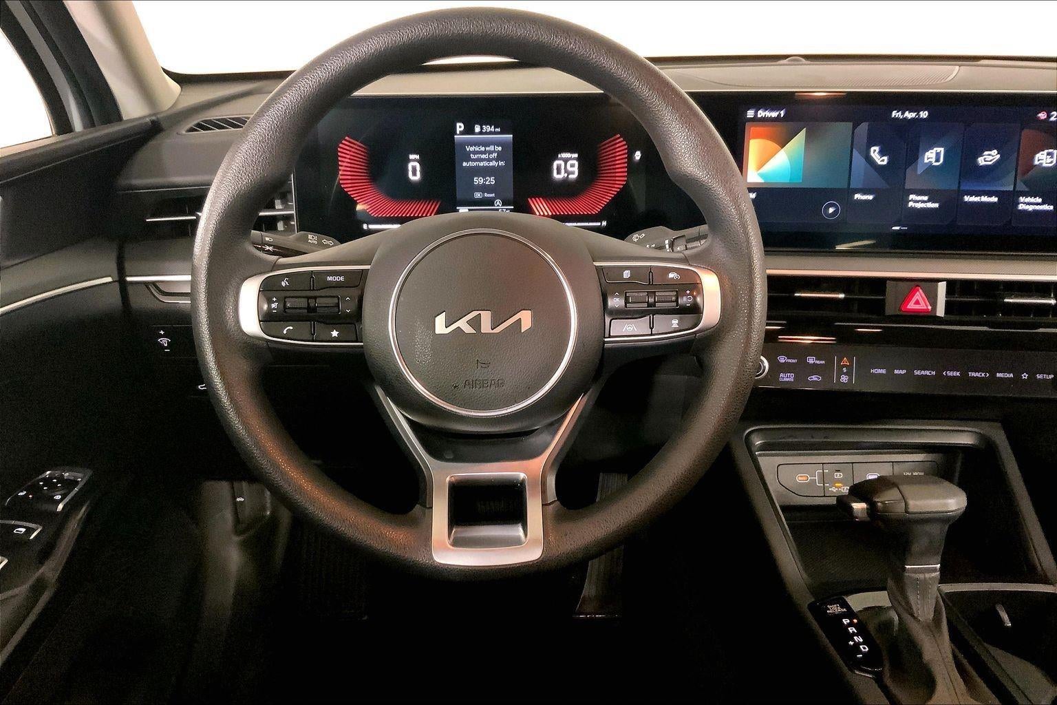 2025 Kia K5 LXS