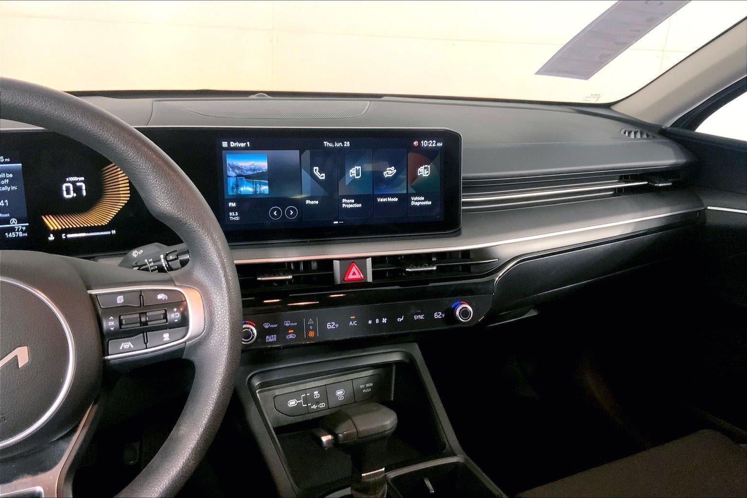 2025 Kia K5 LXS
