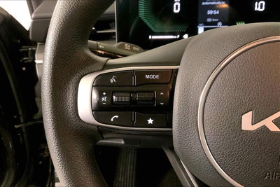 2025 Kia K5 LXS