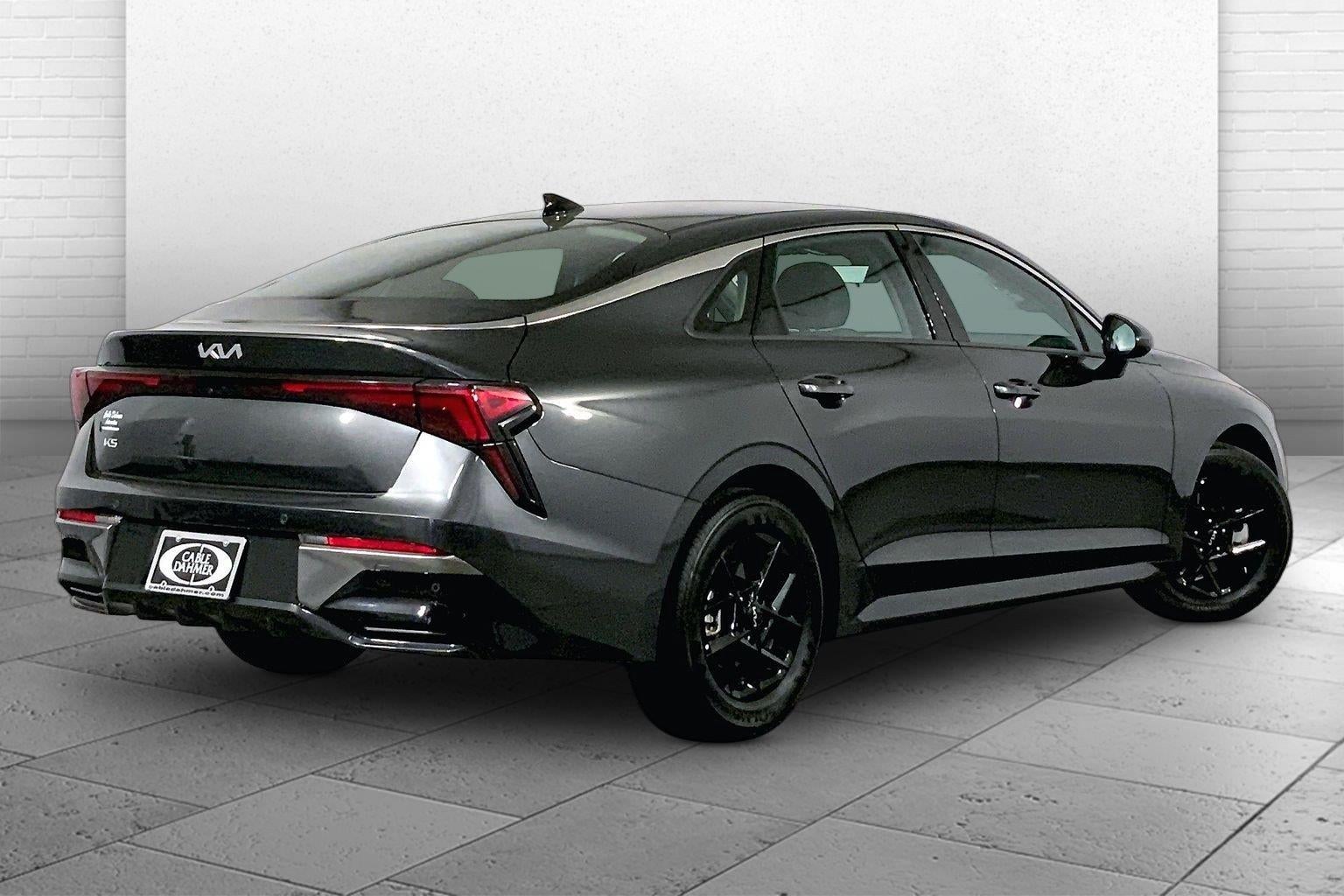 2025 Kia K5 LXS