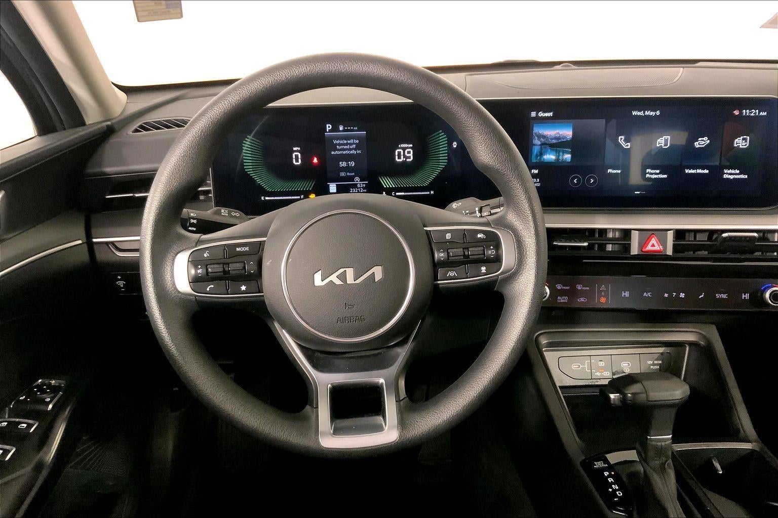 2025 Kia K5 LXS