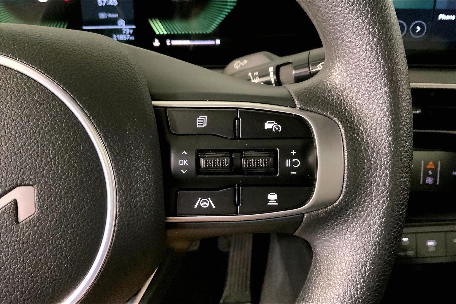 2025 Kia K5 LXS