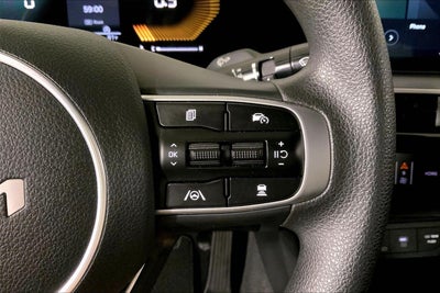 2025 Kia K5 LXS