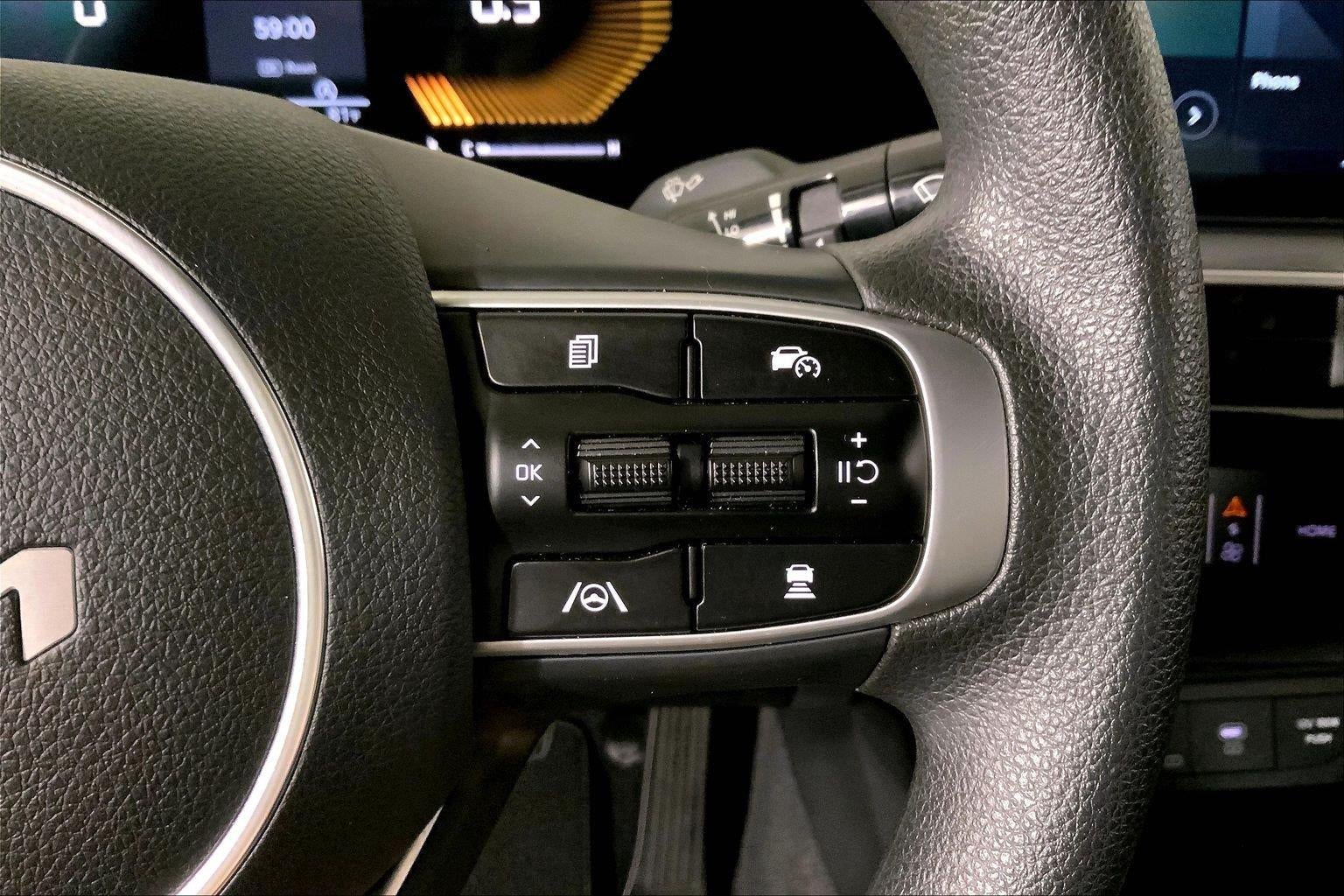 2025 Kia K5 LXS