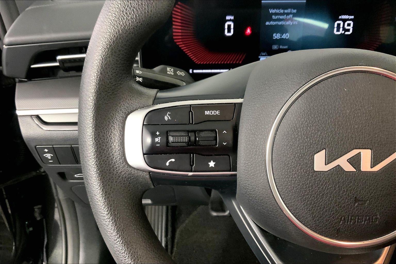2025 Kia K5 LXS