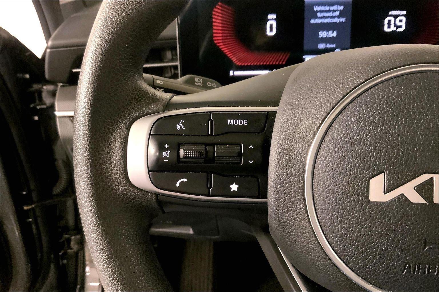 2025 Kia K5 LXS