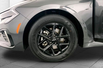 2025 Kia K5 LXS